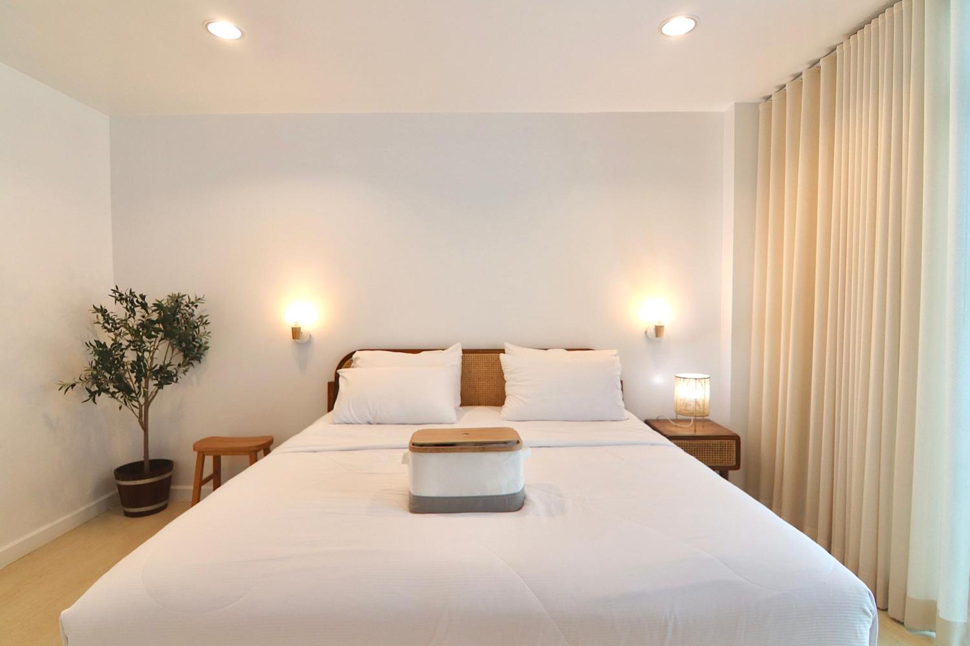 The Beach Bangsaen By Thanthita Next To Wonnapa Beach Free Disney Plus Zewnętrze zdjęcie