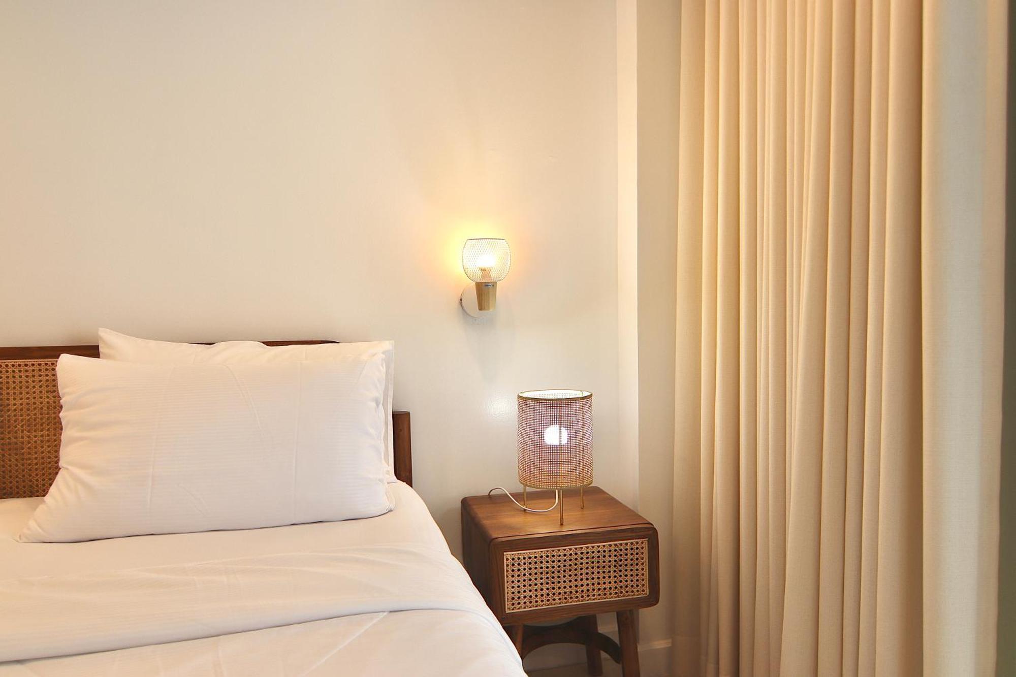 The Beach Bangsaen By Thanthita Next To Wonnapa Beach Free Disney Plus Zewnętrze zdjęcie