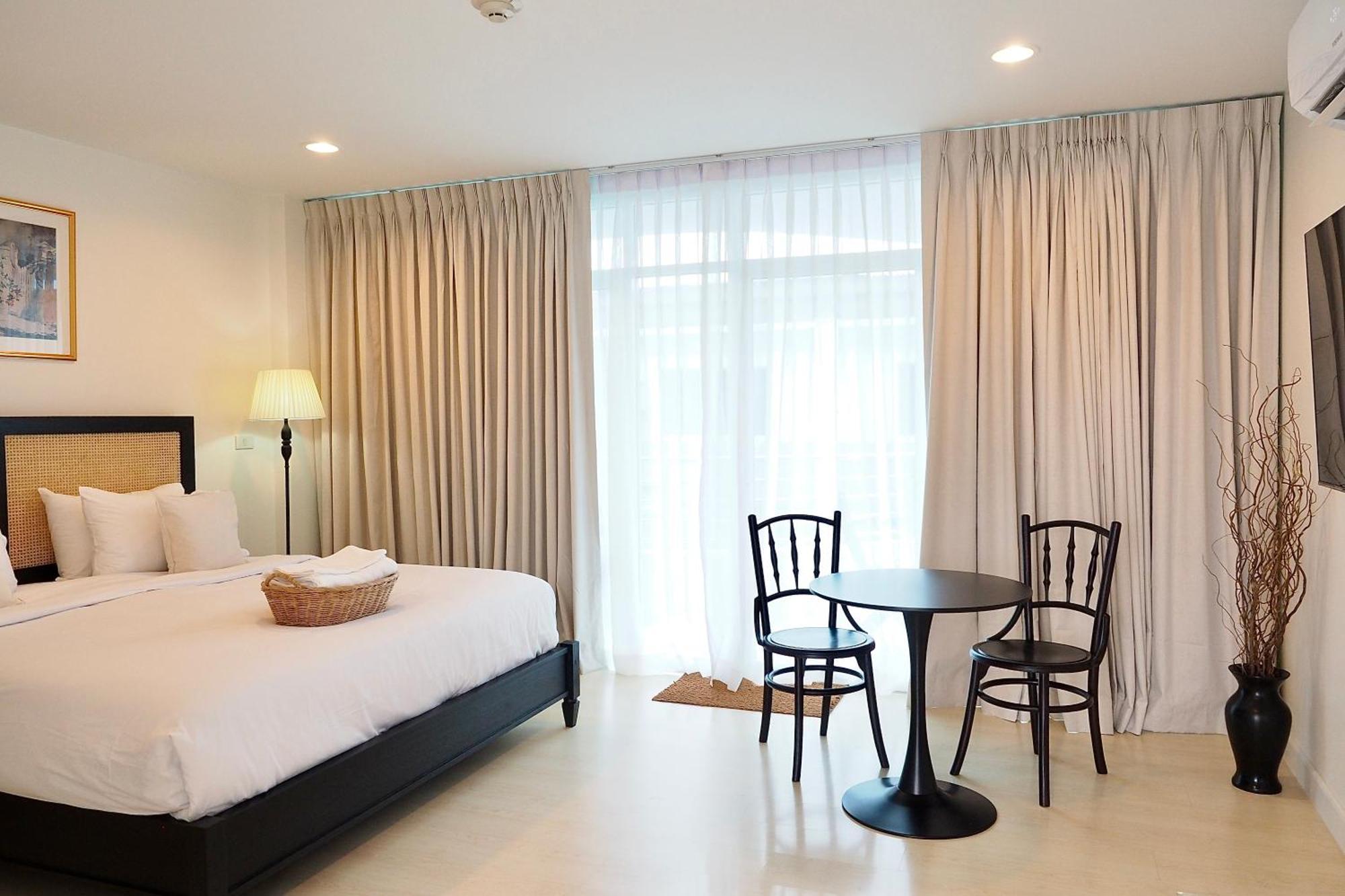 The Beach Bangsaen By Thanthita Next To Wonnapa Beach Free Disney Plus Zewnętrze zdjęcie