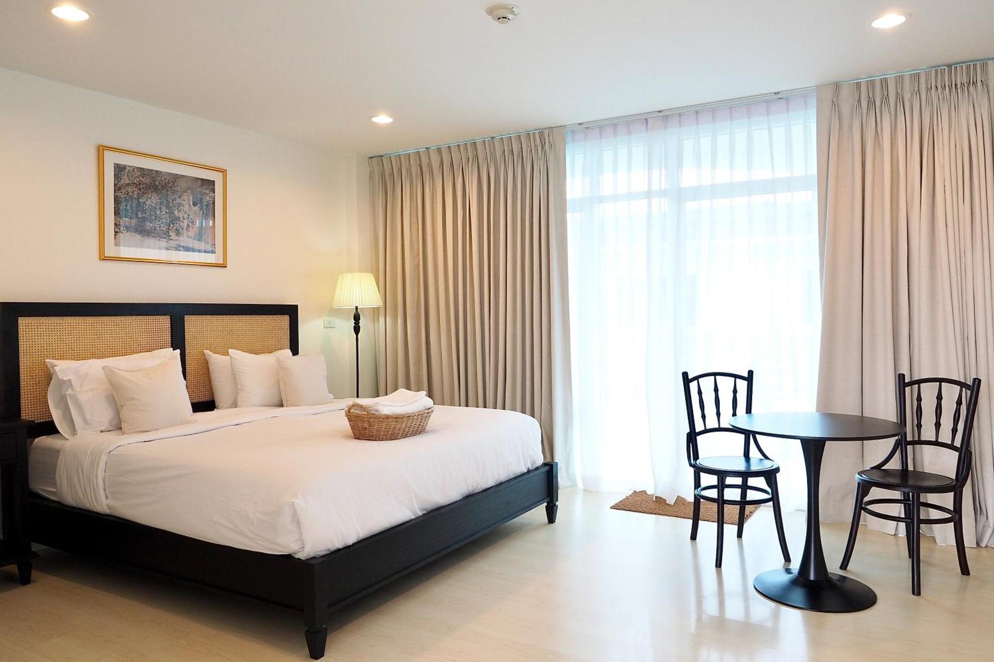 The Beach Bangsaen By Thanthita Next To Wonnapa Beach Free Disney Plus Zewnętrze zdjęcie