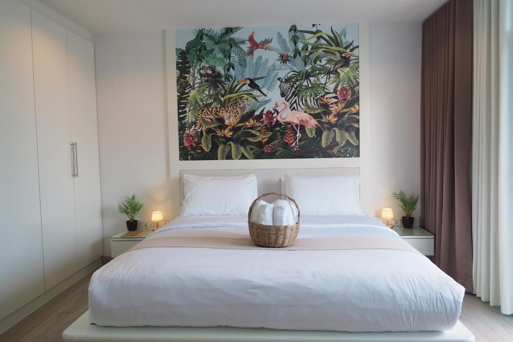 The Beach Bangsaen By Thanthita Next To Wonnapa Beach Free Disney Plus Zewnętrze zdjęcie